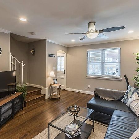 Beautiful 3Br 2Ba House With Cozy Backyard By Cozysuites Alexandria Exterior photo