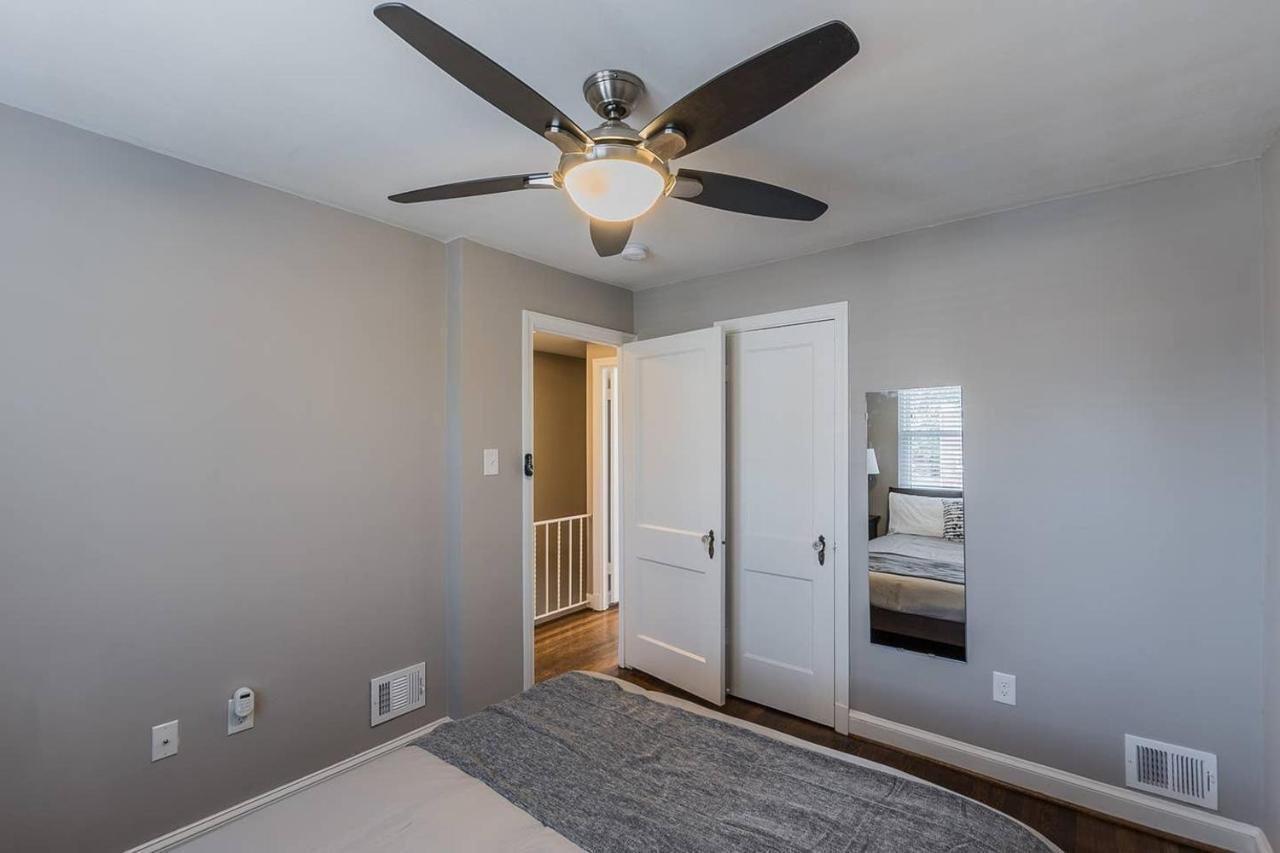 Beautiful 3Br 2Ba House With Cozy Backyard By Cozysuites Alexandria Exterior photo