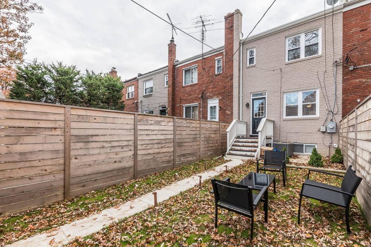 Beautiful 3Br 2Ba House With Cozy Backyard By Cozysuites Alexandria Exterior photo